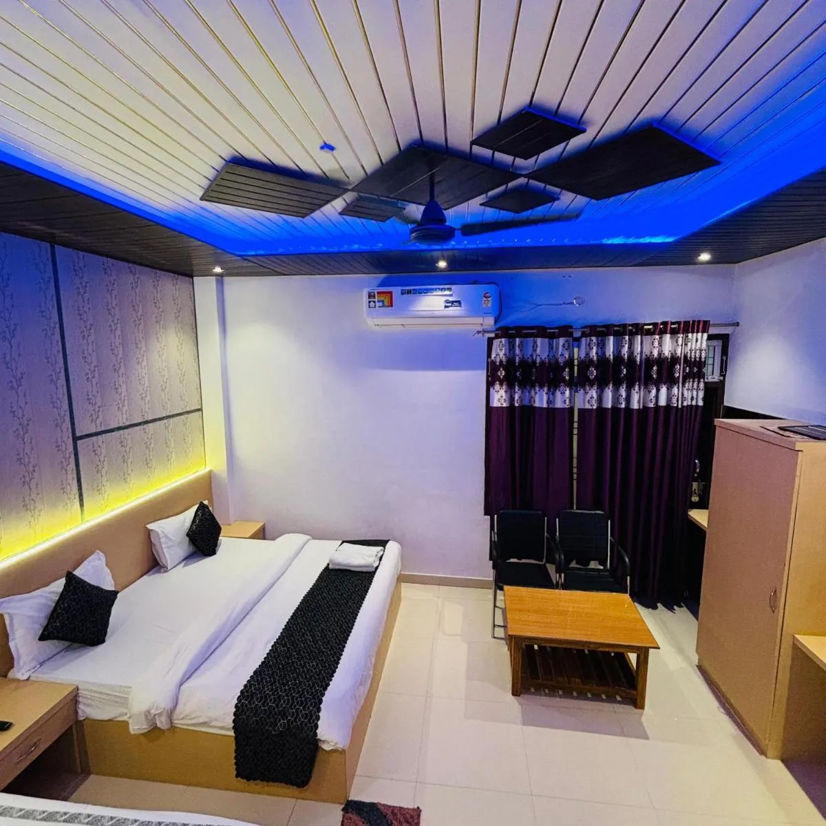 Image 1 of Hotel Ramay Palace 400 Meter from Ram Mandir Ayodhya