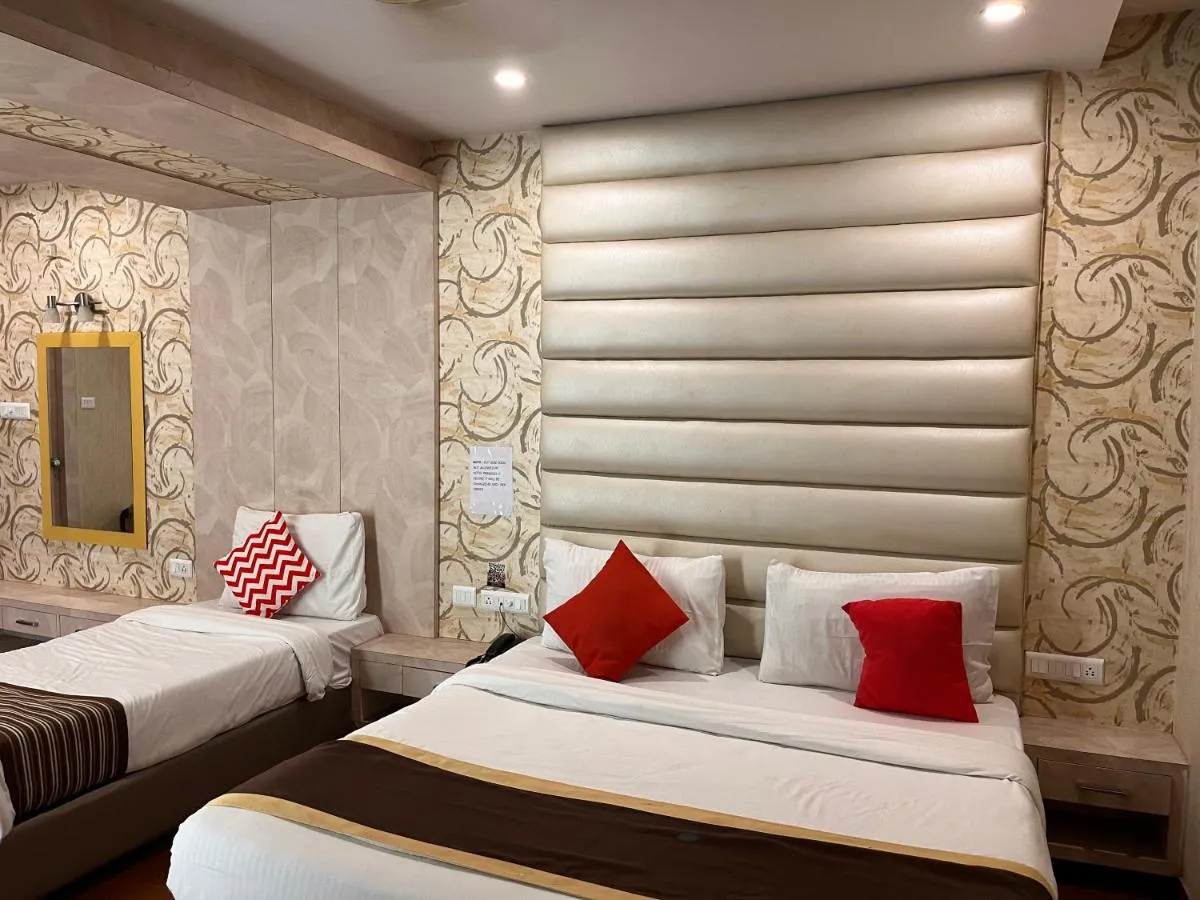 Image 1 of Hotel Ratana International