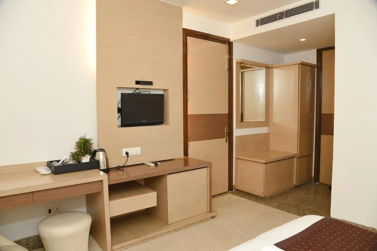 Image 4 of Hotel Relax Suites A Boutique Rooms