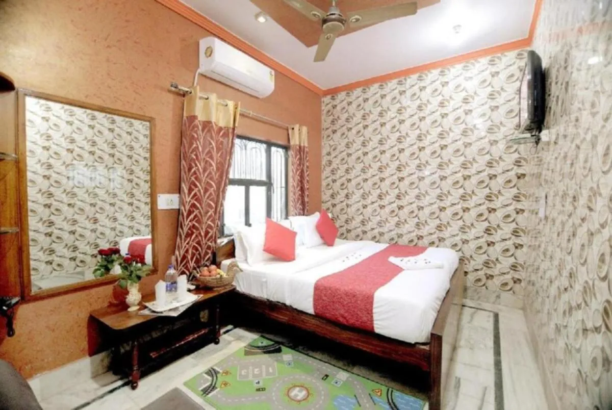 Image 6 of Hotel Reshmi In Agra Near Chandrashekhar Park – Best Location