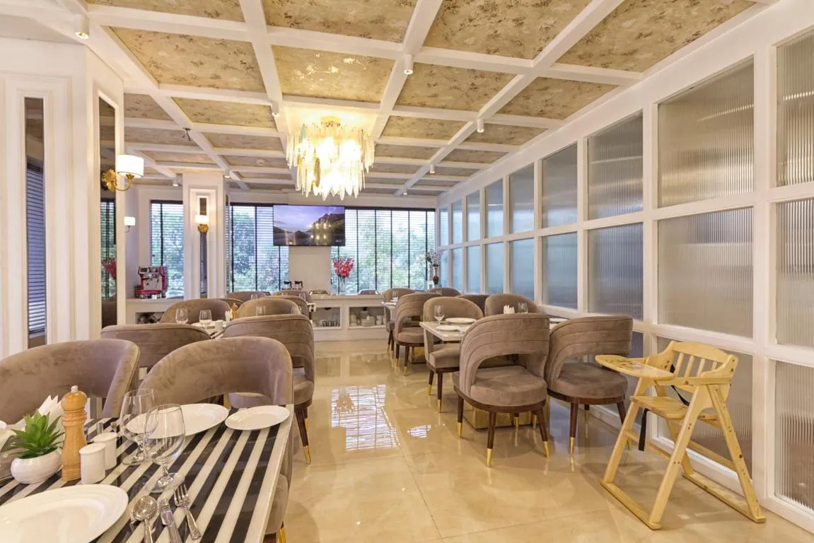 Image of Hotel Royal 9