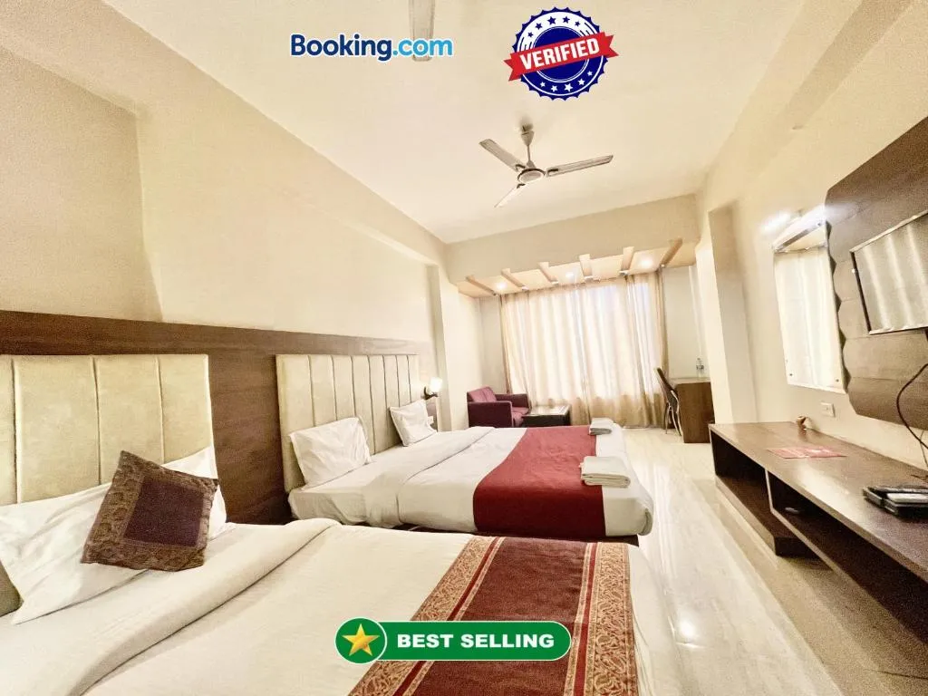 Image of Hotel Rudraksh ! Varanasi ! होटल रुद्राक्ष – హోటల్ రుద్రాక్ష్ fully-Air-Conditioned hotel at prime location with Parking availability, near Kashi Vishwanath Temple, and Ganga ghat