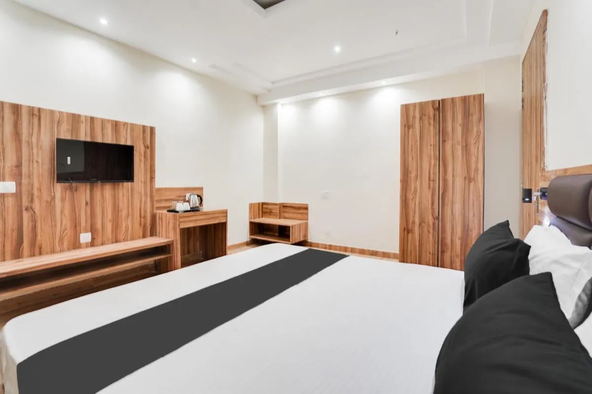 Image 3 of Hotel Shiv Lok