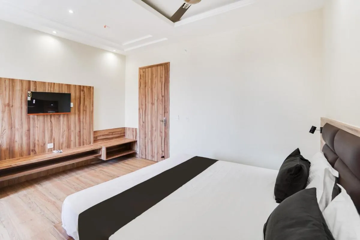 Image 4 of Hotel Shiv Lok