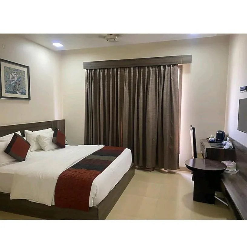 Image of Hotel Srinika Grand