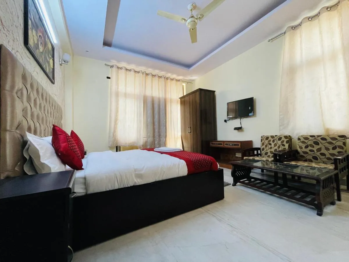 Image 4 of Hotel Sunrise,Noida