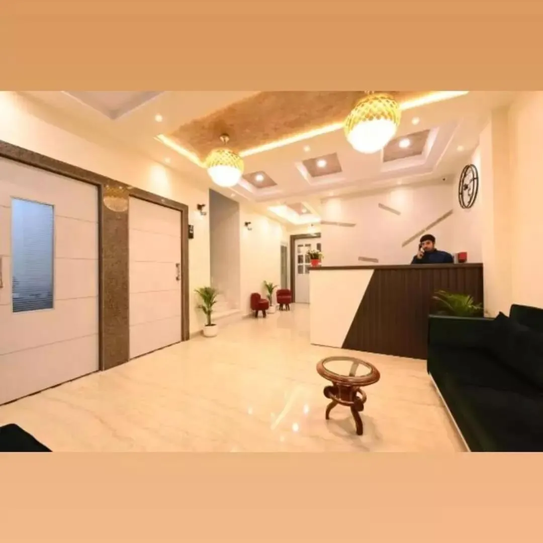 Image 4 of Hotel Taj Holiday