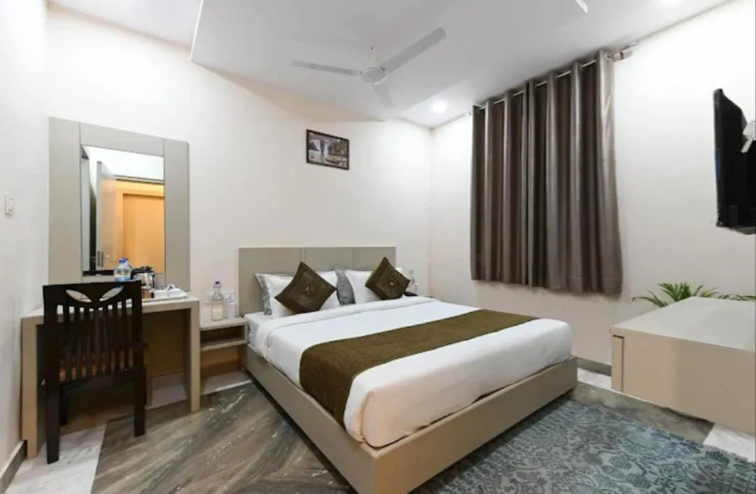 Image 1 of Hotel Taj Holiday