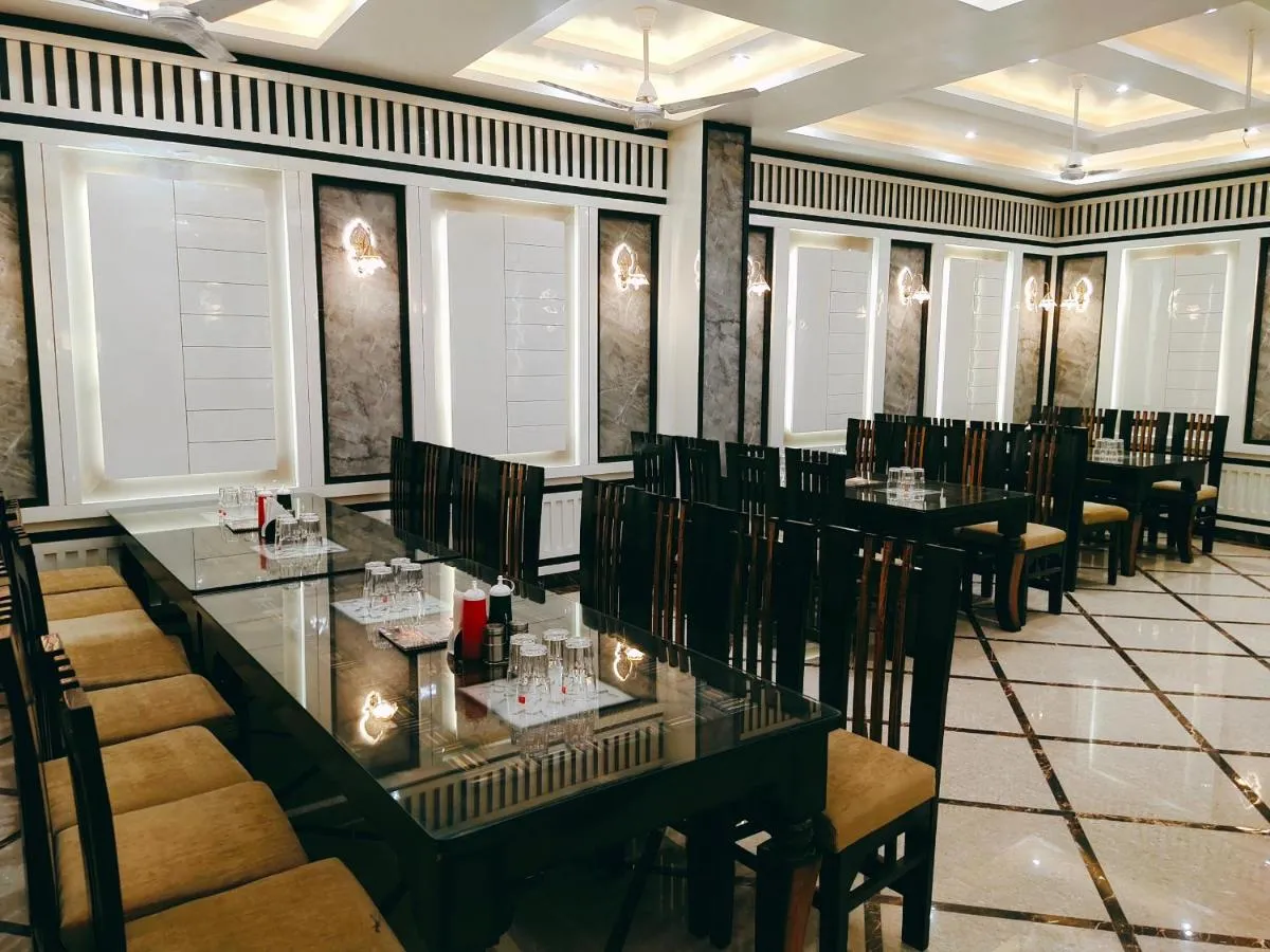 Image 3 of Hotel The Shree Jee Palace