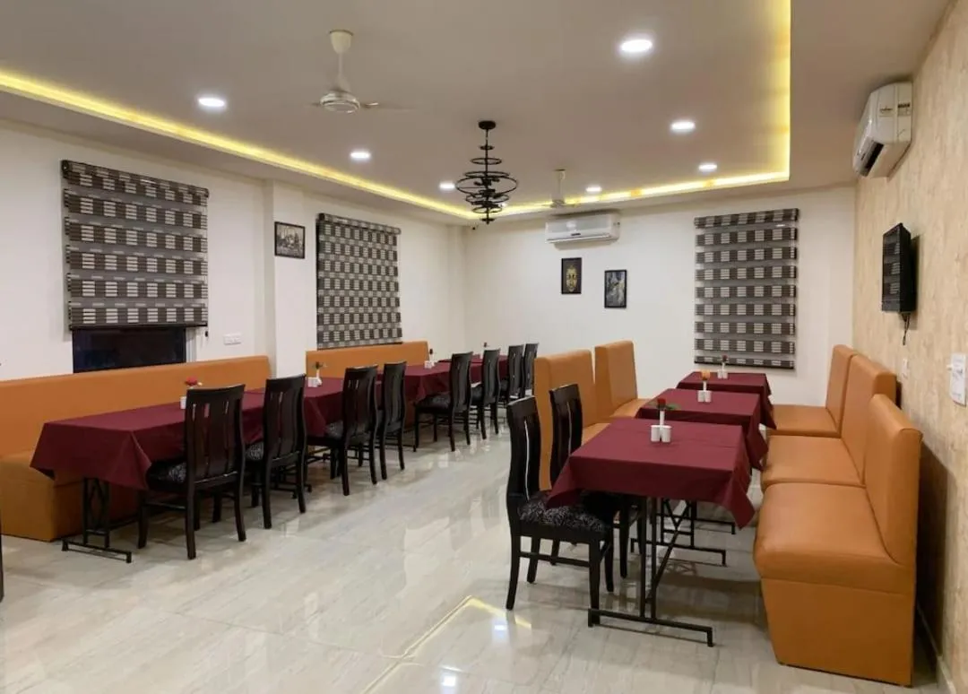 Image 2 of Hotel The Shriansh
