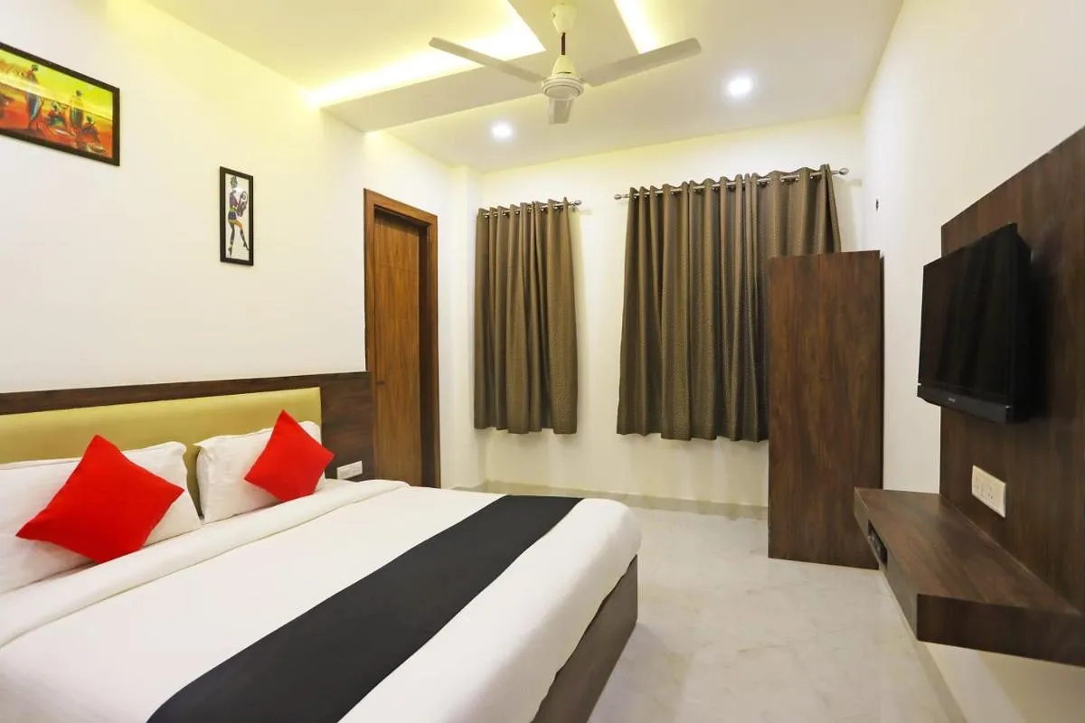 Image 1 of Hotel The Shriansh
