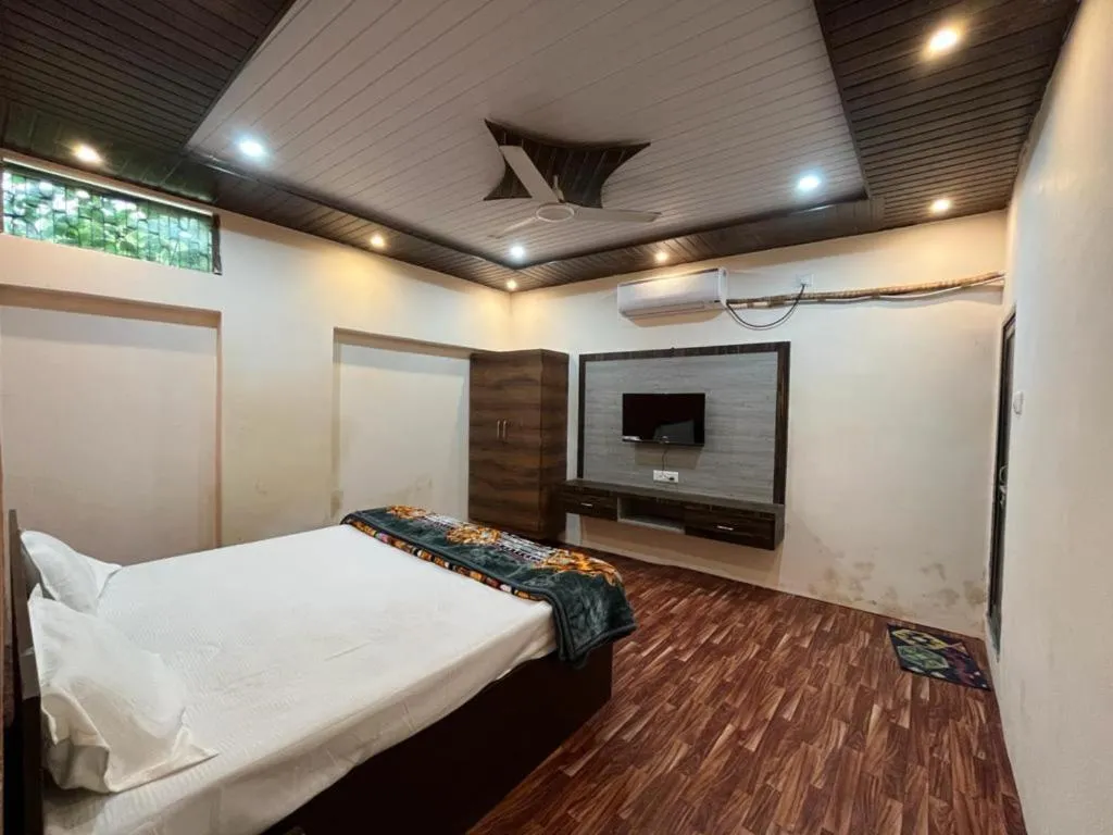 Image of Hotel Varanasi Paradise – Best Seller – Parking facilities
