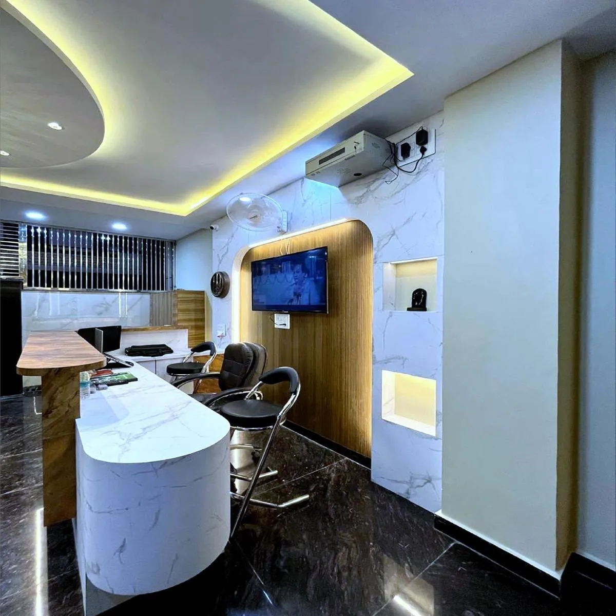 Image 4 of Hotel Vrinda Niddhivan ! Fully AC, Prem mandir at walking distance ! just near the Iskcon temple – 2