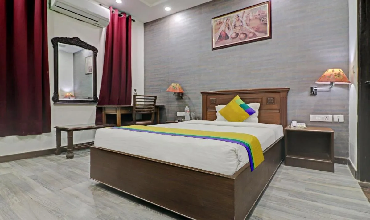 Image 6 of Itsy Hotels Hamlets Stay