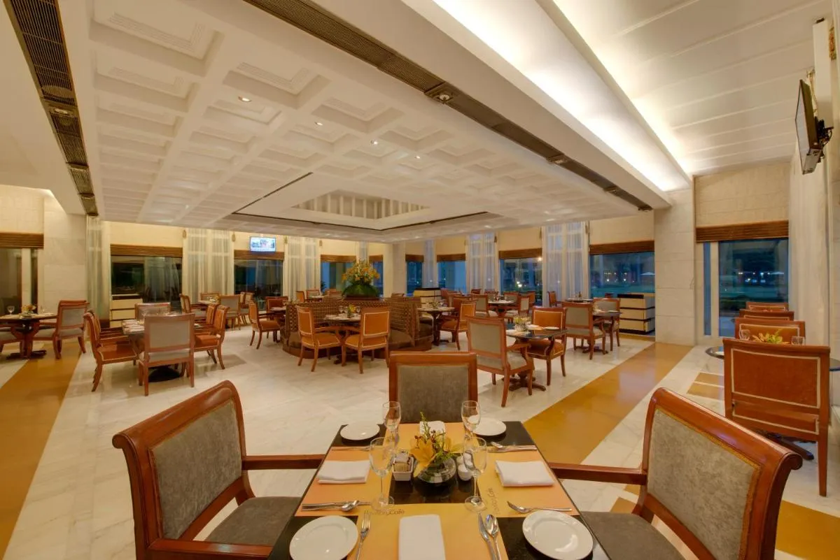 Image 3 of Jaypee Palace Hotel