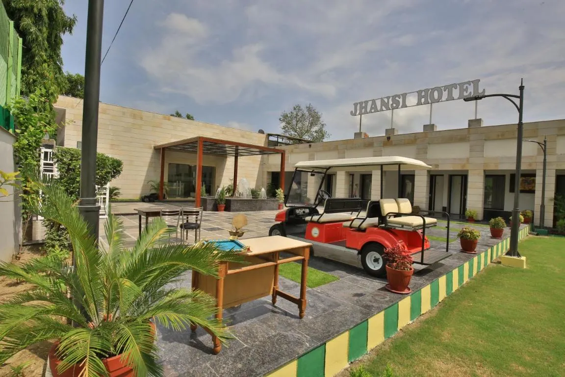 Image of Jhansi Hotel