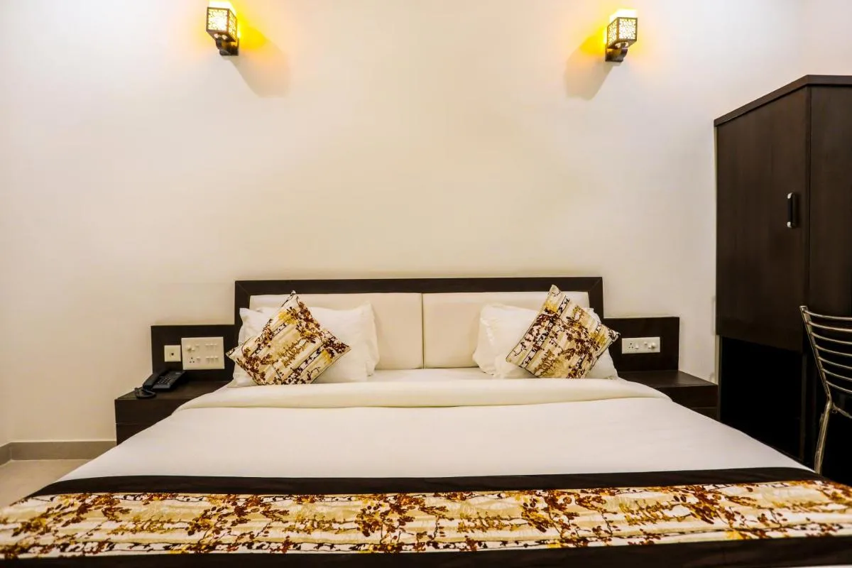 Image 5 of Kamla Palace – Near BY Taj Mahal