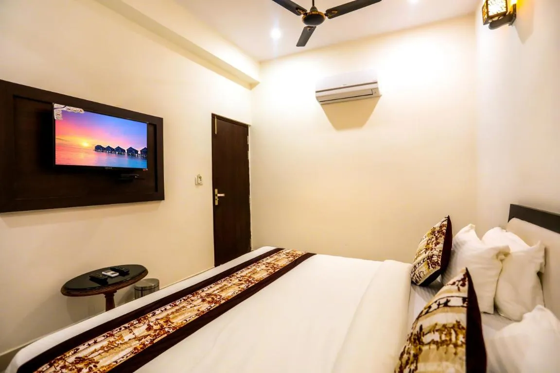 Image of Kamla Palace – Near BY Taj Mahal