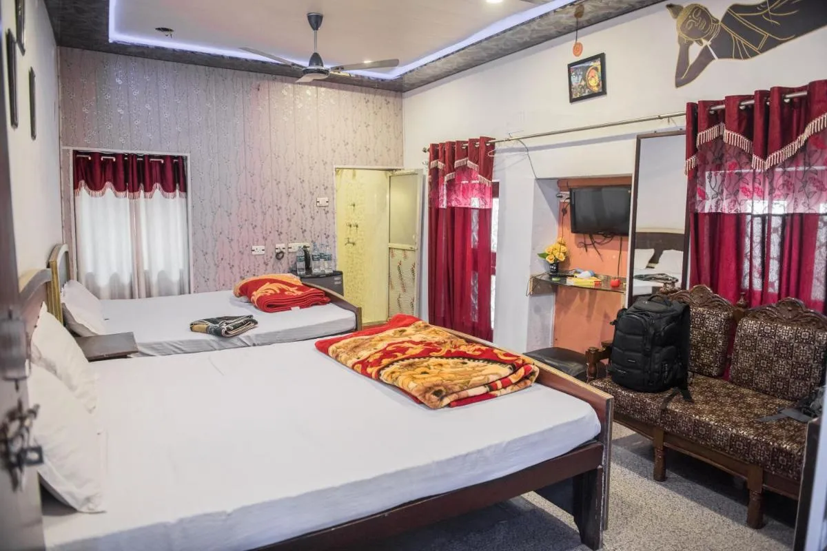 Image 4 of Kanha Paying Guest House