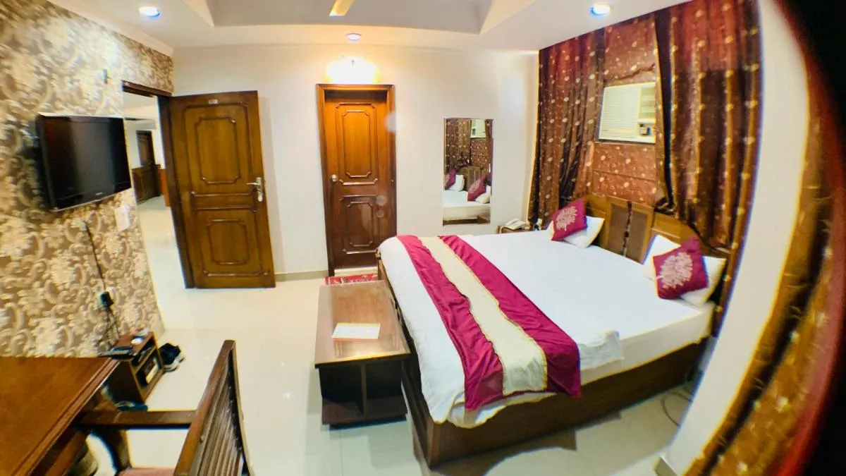 Image 2 of Kashish Residency and Banquet