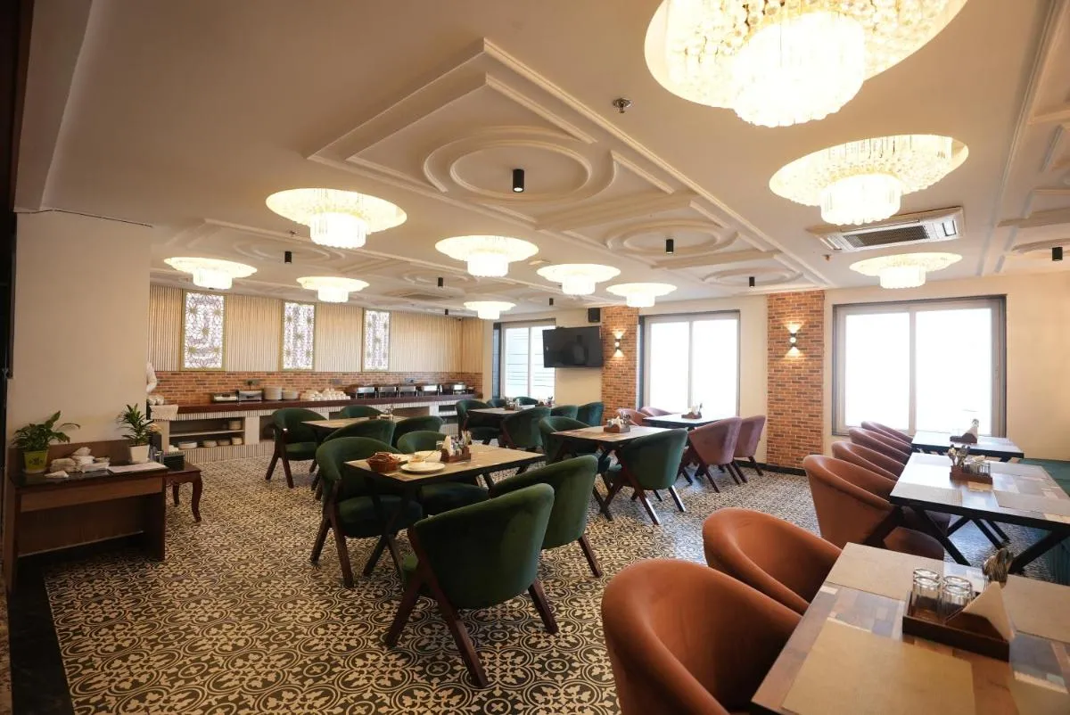 Image 2 of Lime Tree Hotel and Banquet Greater Noida