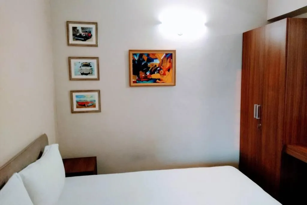 Image 1 of Luxurious Entire Suites/Studio Apt nearDelhi Noida