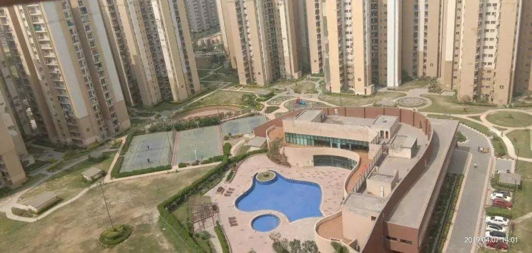 Image 2 of Luxurious Entire Suites/Studio Apt nearDelhi Noida