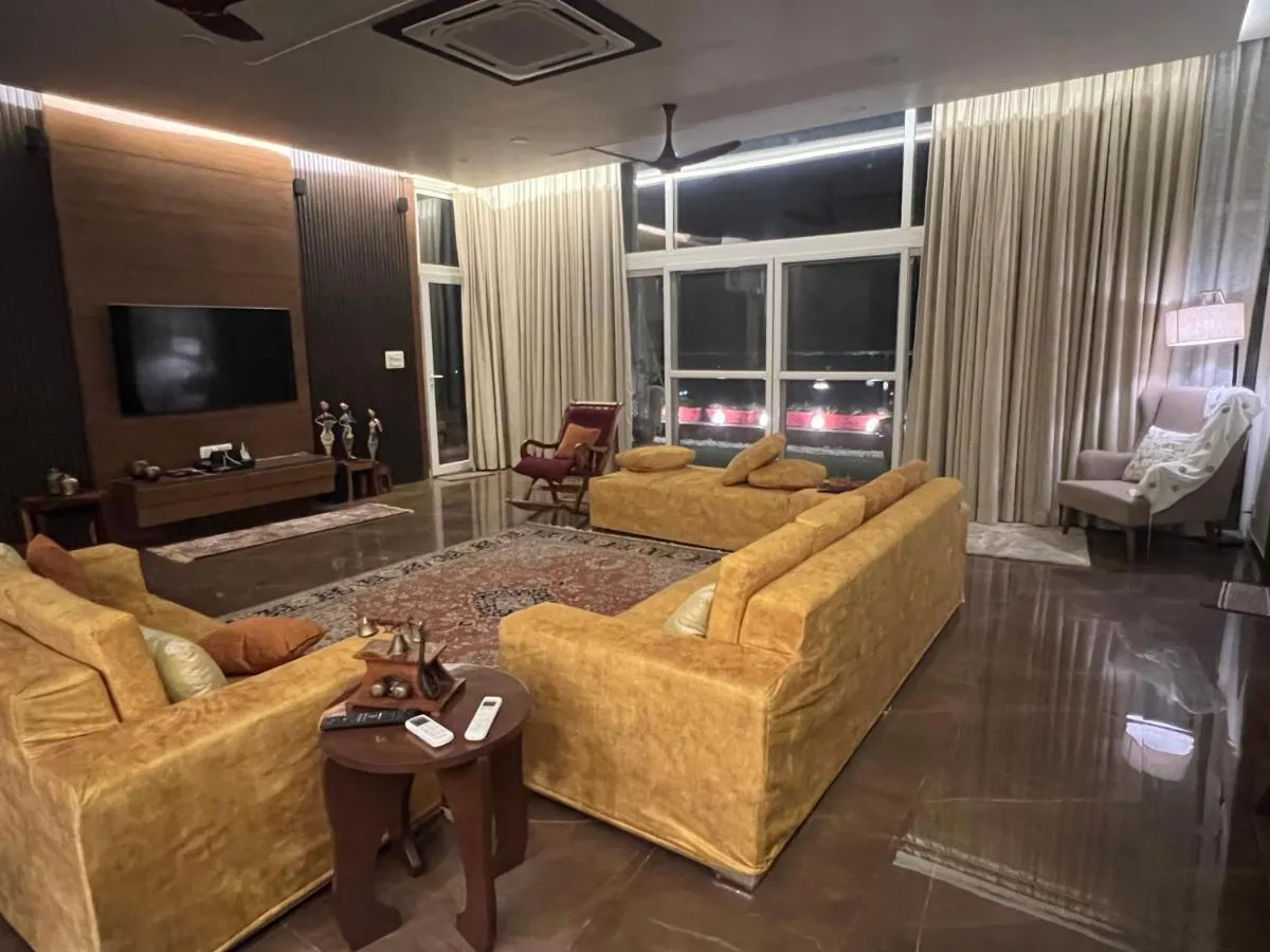Image 4 of Luxury Penthouse with Taj Mahal view