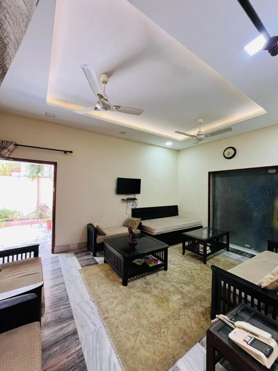 Image 6 of Luxury Stay