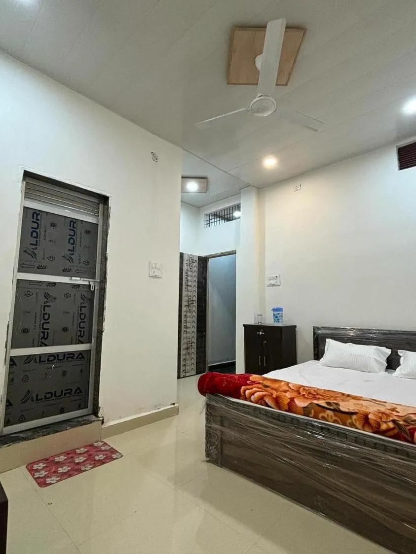 Image 3 of Madhuri Guest House