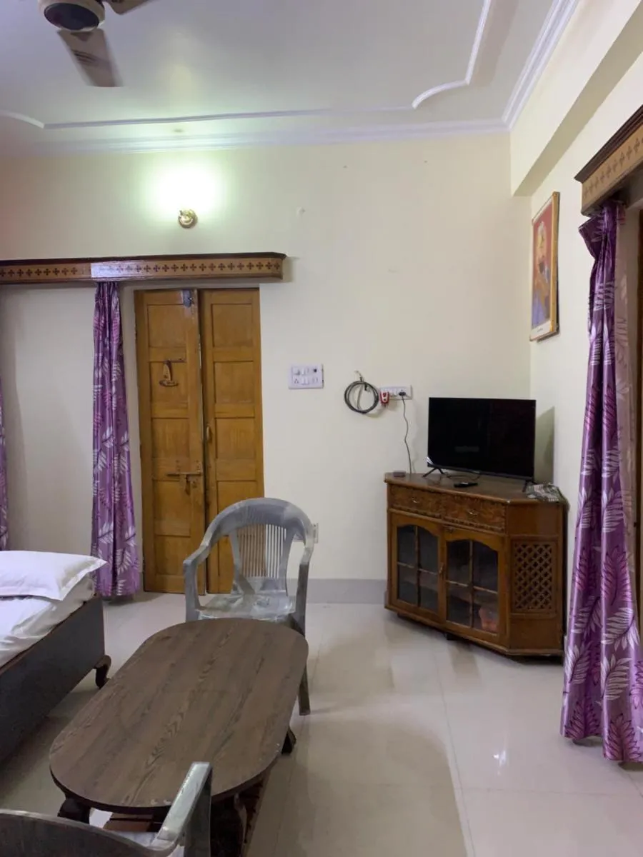 Image 3 of Mahadev Home Stay