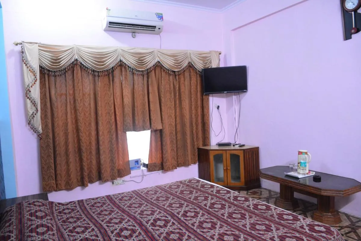 Image 4 of Mansarover Hotel & Banquets