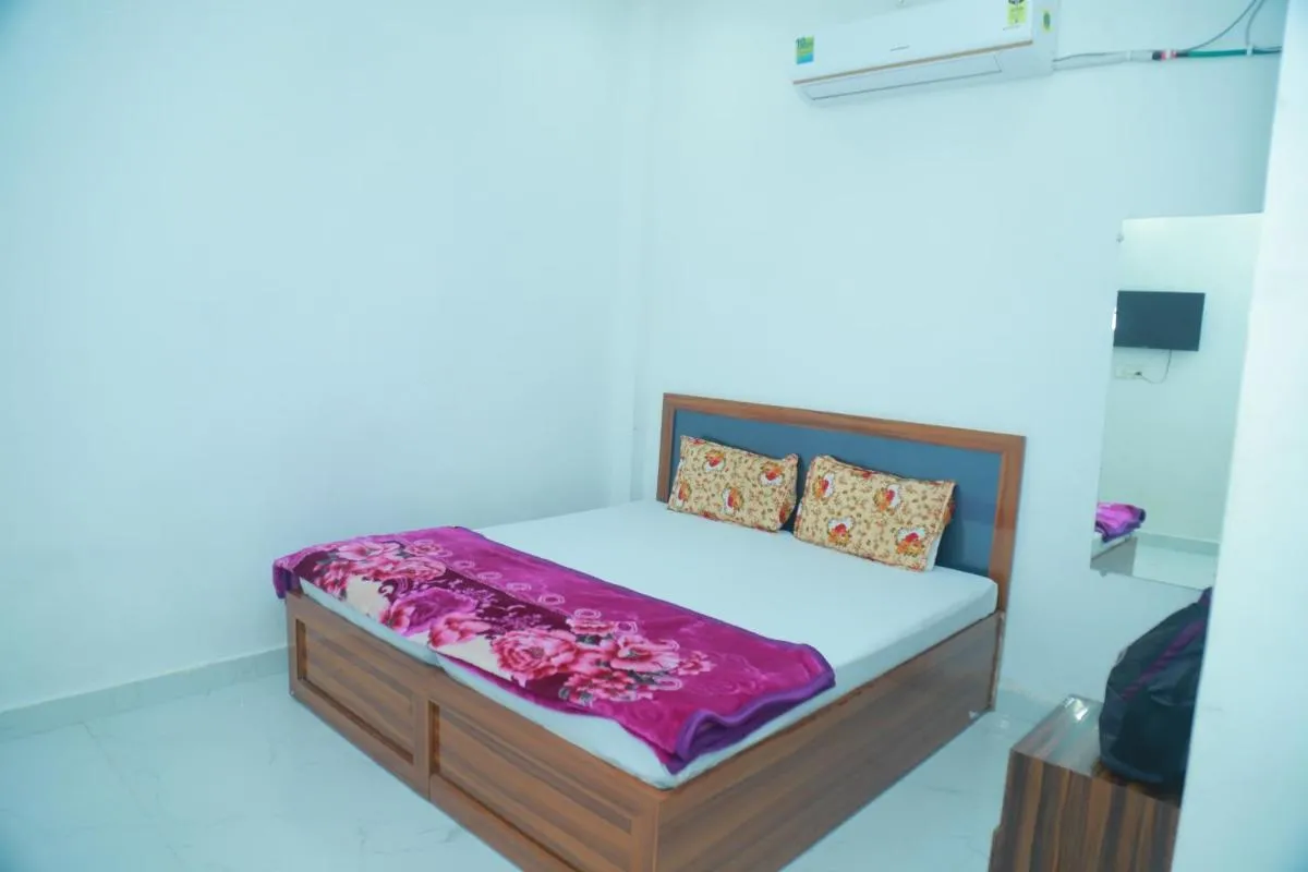 Image 4 of Mukul Guest inn