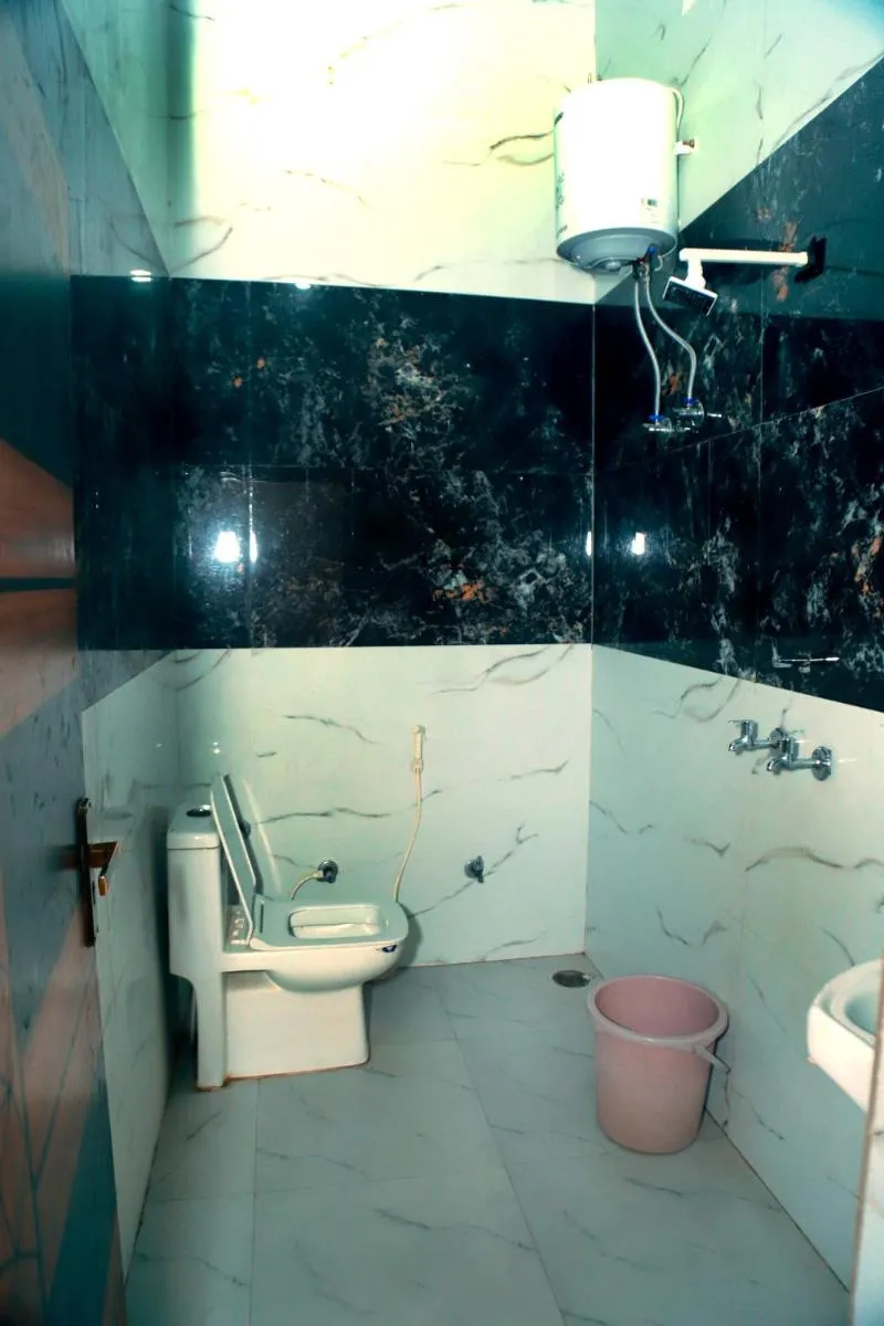 Image 3 of Mukul Guest inn