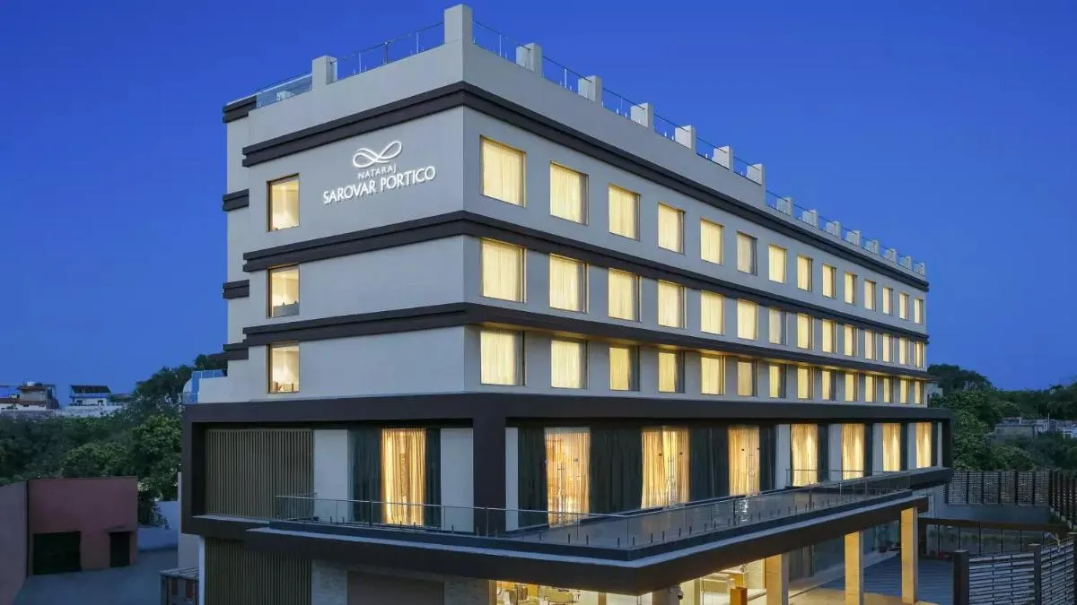 Image of Nataraj Sarovar Portico