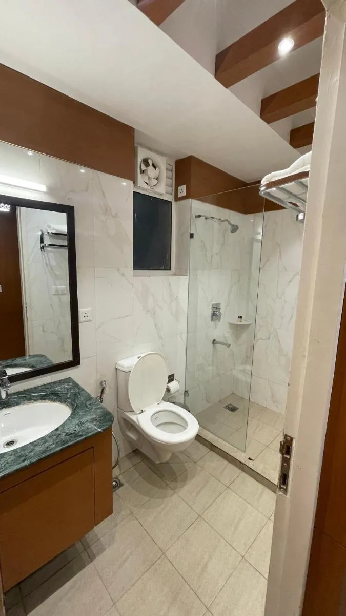 Image 4 of Neel Skye – Couple Friendly – DLF My Pad, Gomtinagar , Lucknow