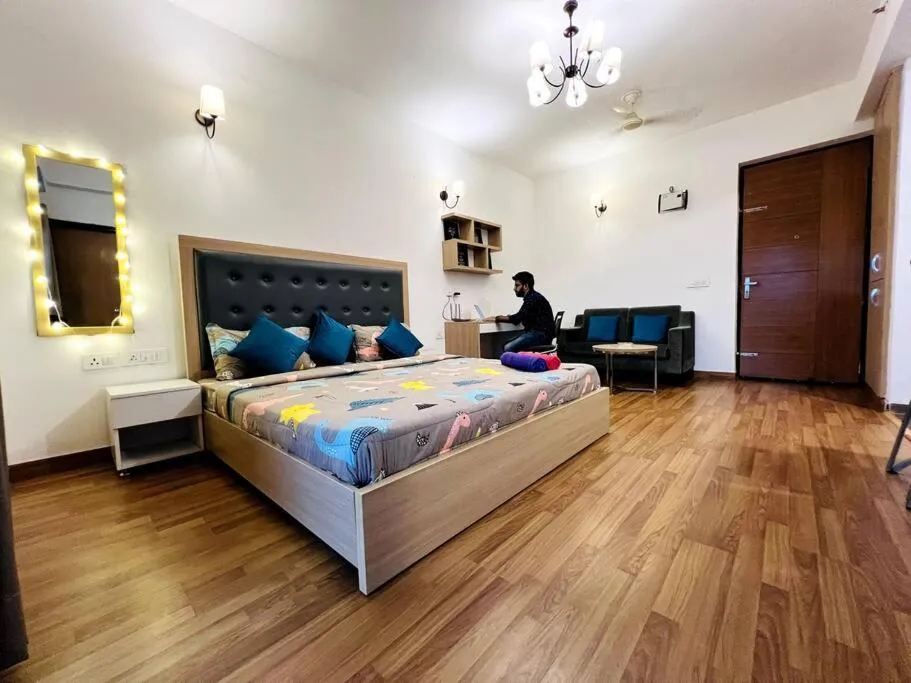 Image 1 of Netflix & Chill Apartment by BuddiesHome