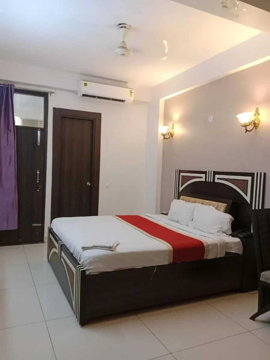 Image 2 of Noida premium inn