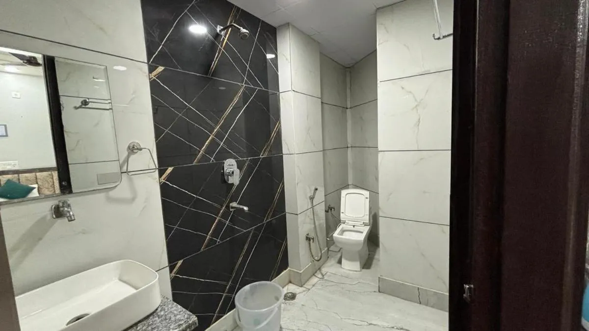 Image 3 of Noida premium inn