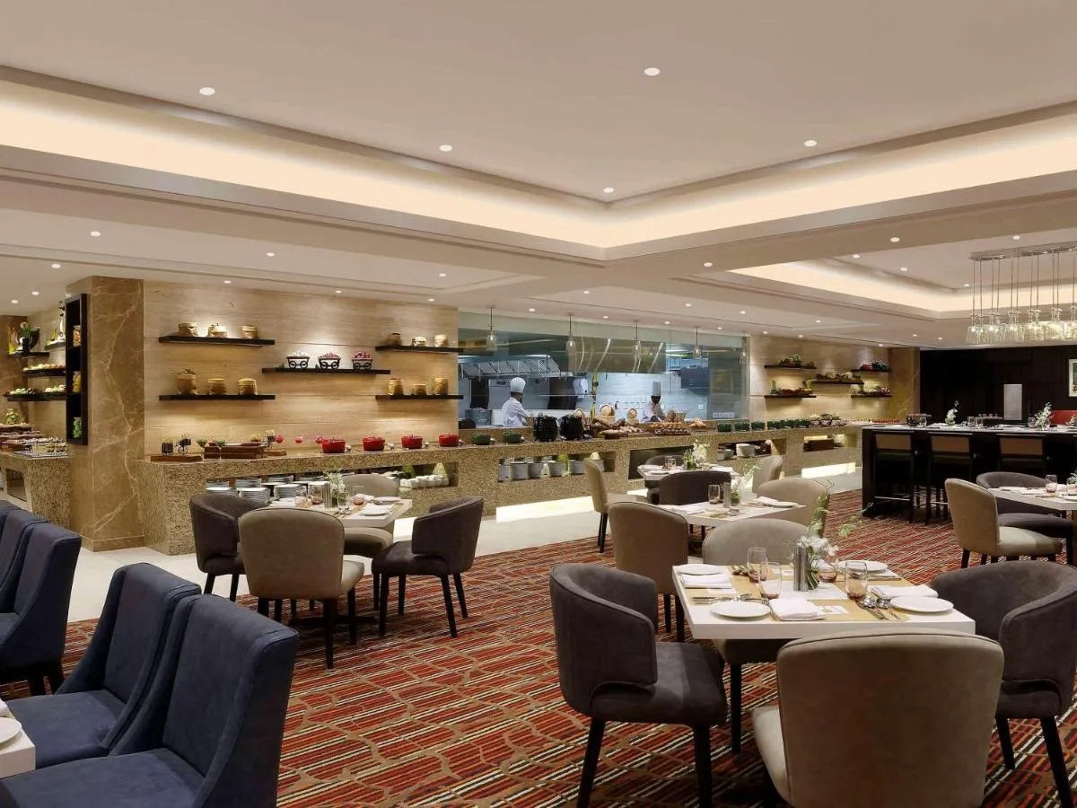 Image 3 of Novotel Lucknow Gomti Nagar