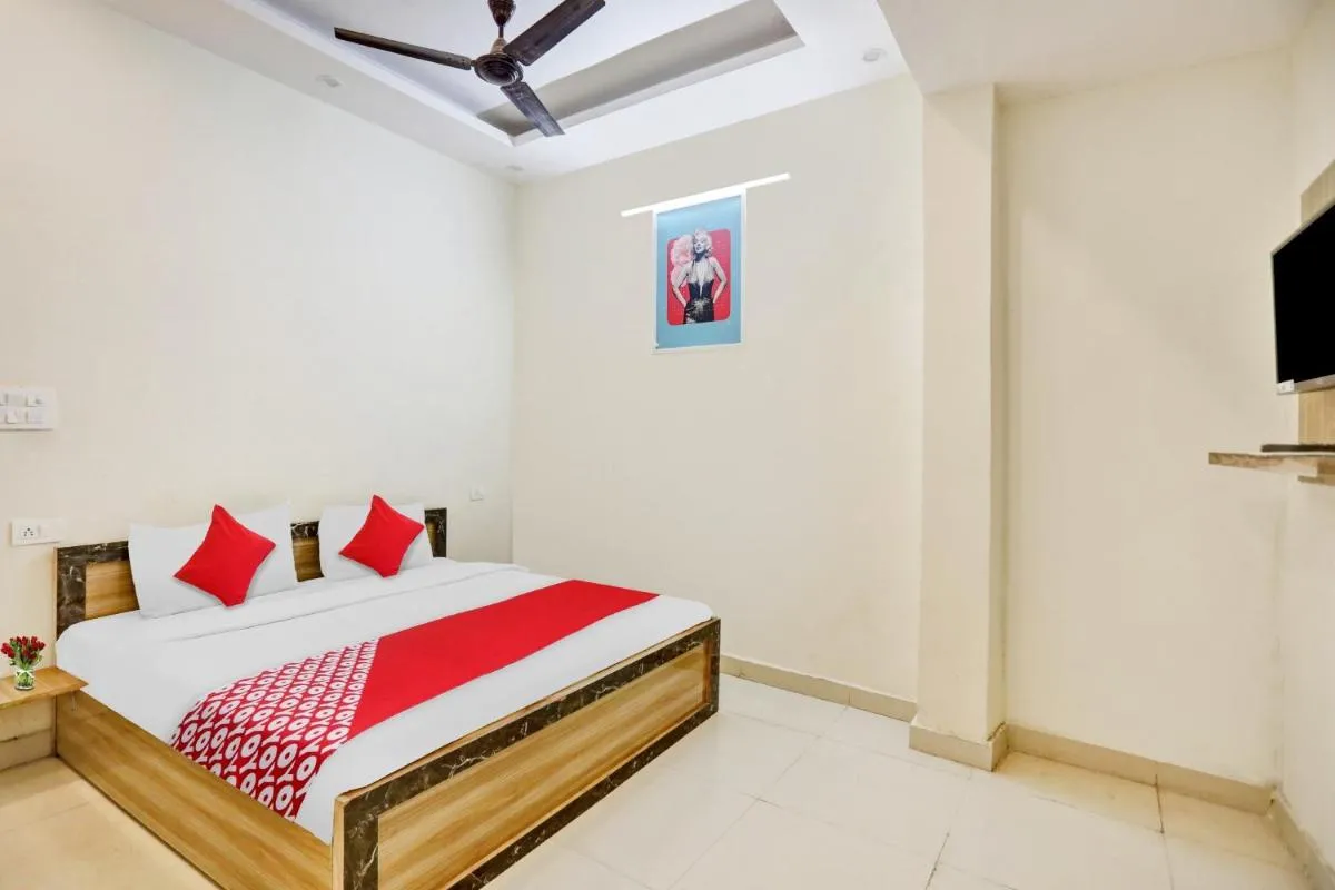 Image 3 of OYO Flagship 80648 Hotel Surajmal