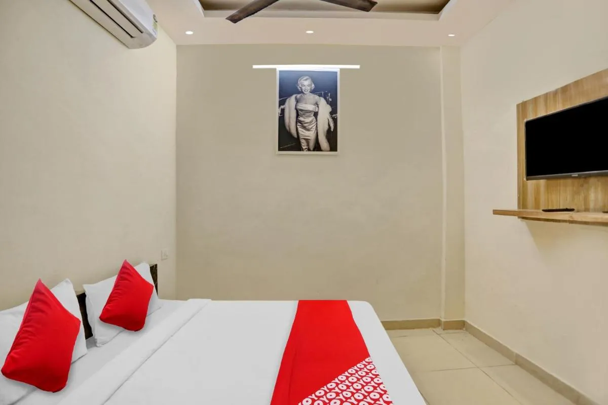 Image 6 of OYO Flagship 80648 Hotel Surajmal