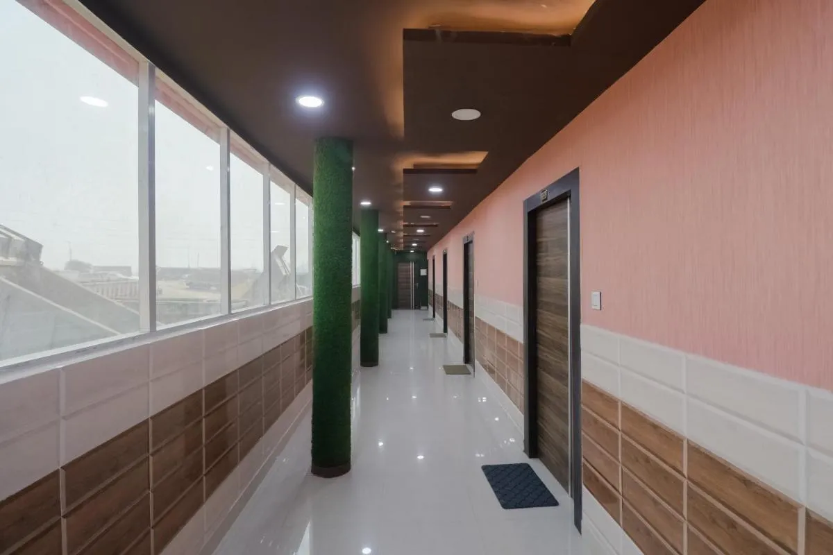 Image 4 of OYO R C Grand