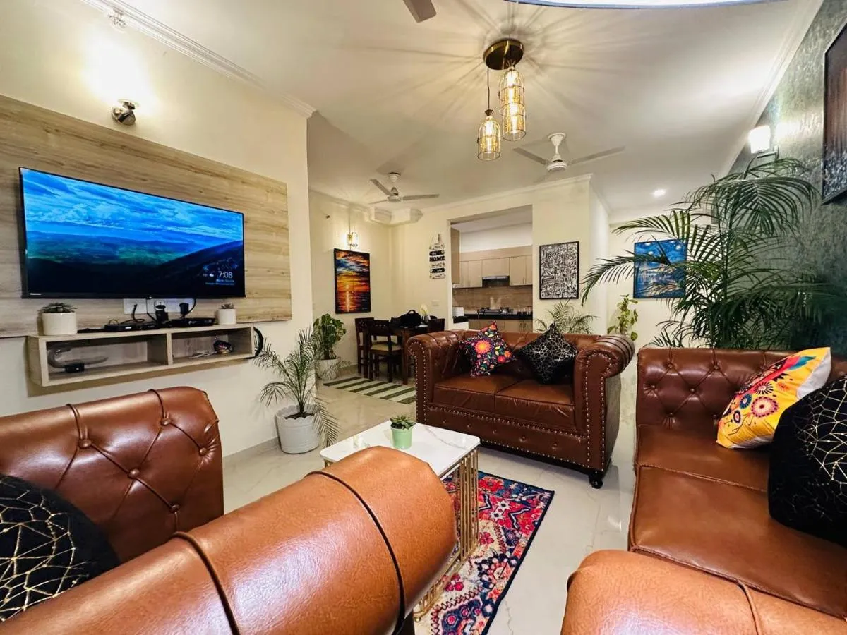 Image 5 of Panaromic Perch With Swimming Pool