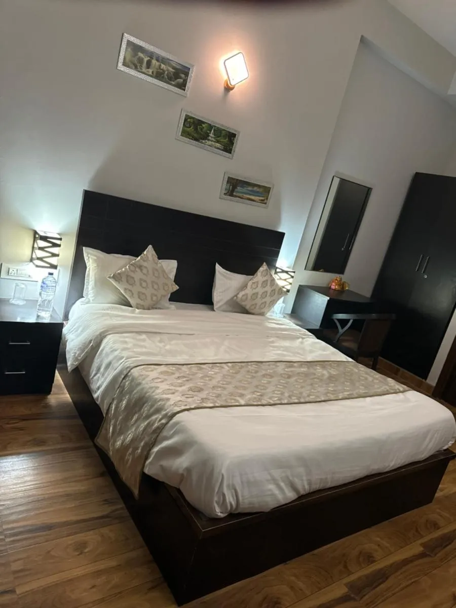 Image 2 of Pearl Suites at Omaxe Eternity