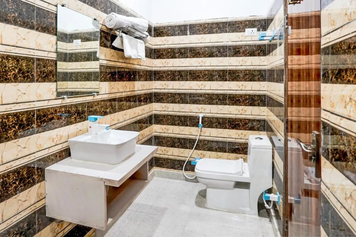 Image 1 of Radiant Blu Hotel