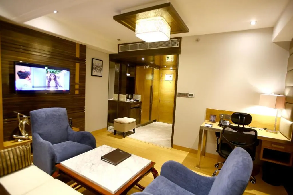 Image 4 of Regenta Central the Crystal Kanpur,