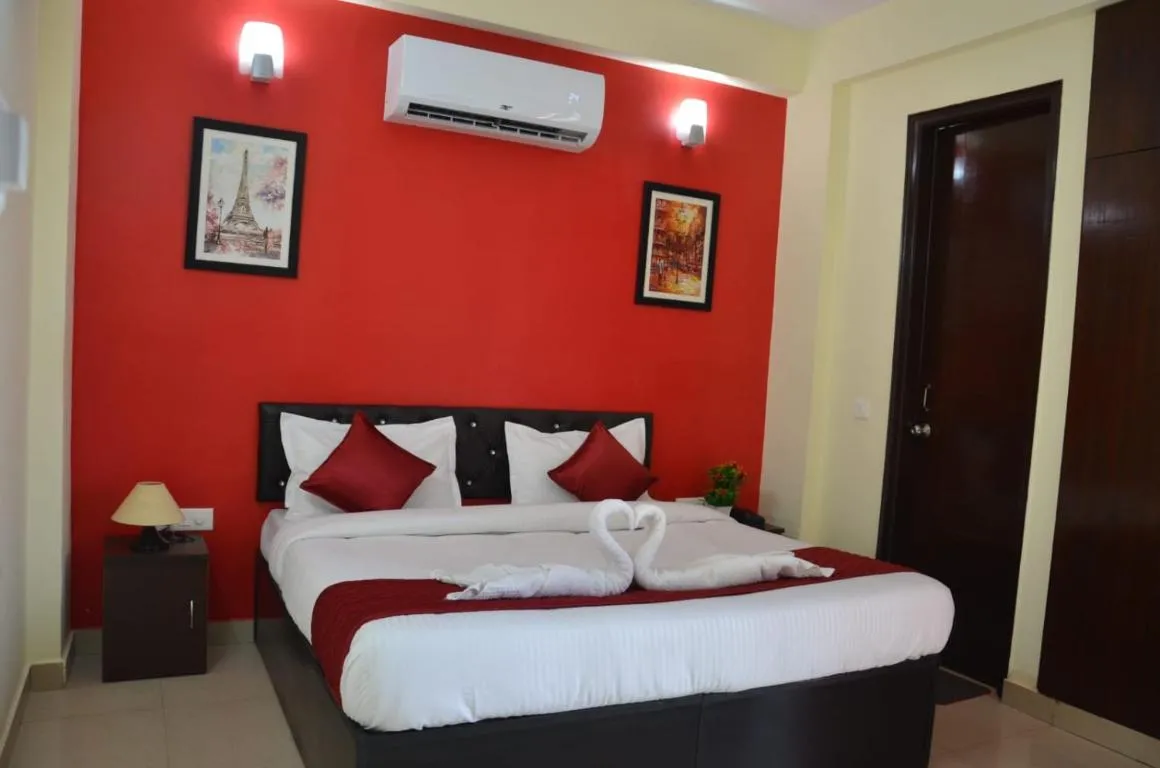 Image of Rumaisa Red