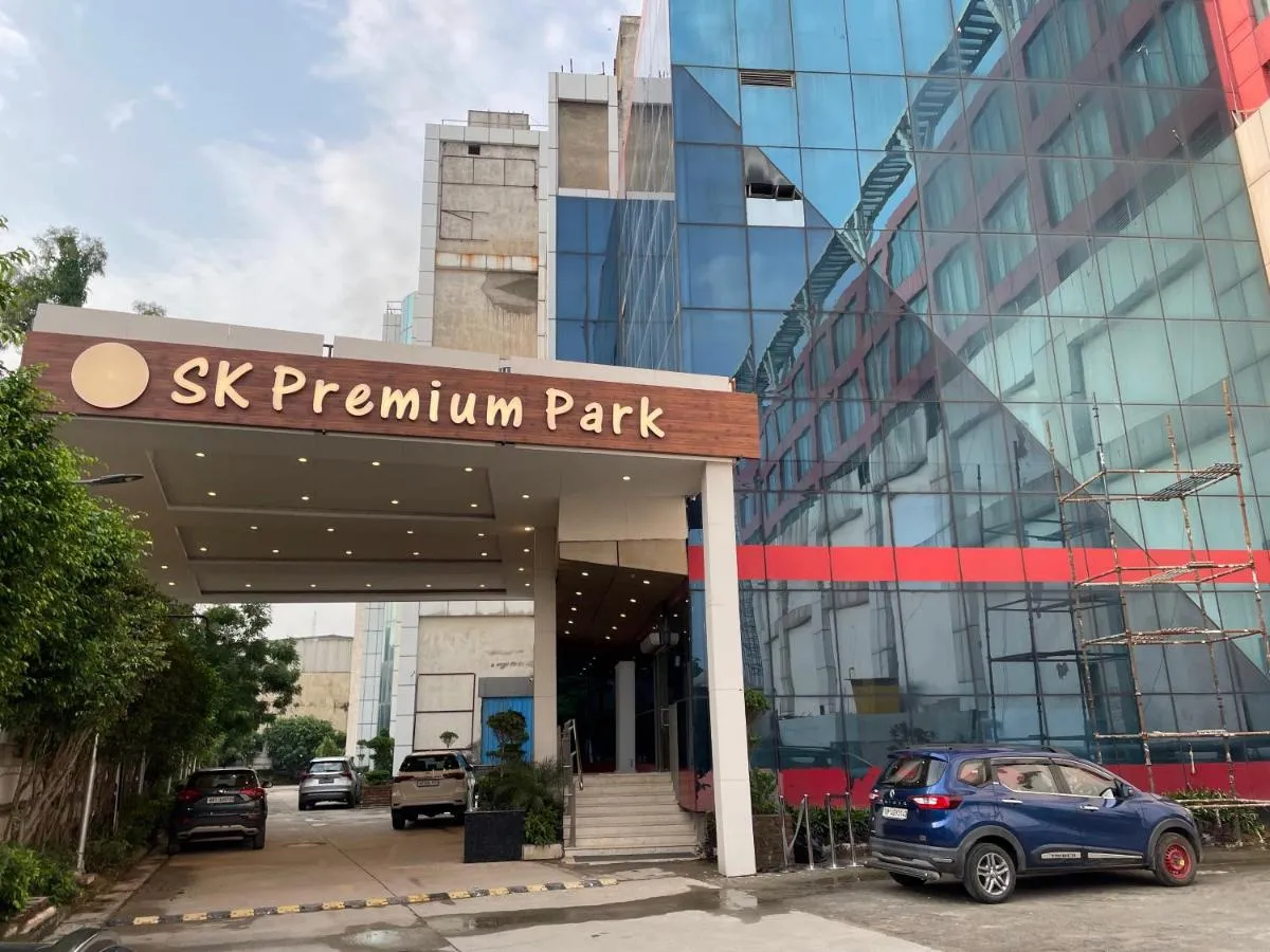 Image 5 of SK Premium Park, World Square Mall