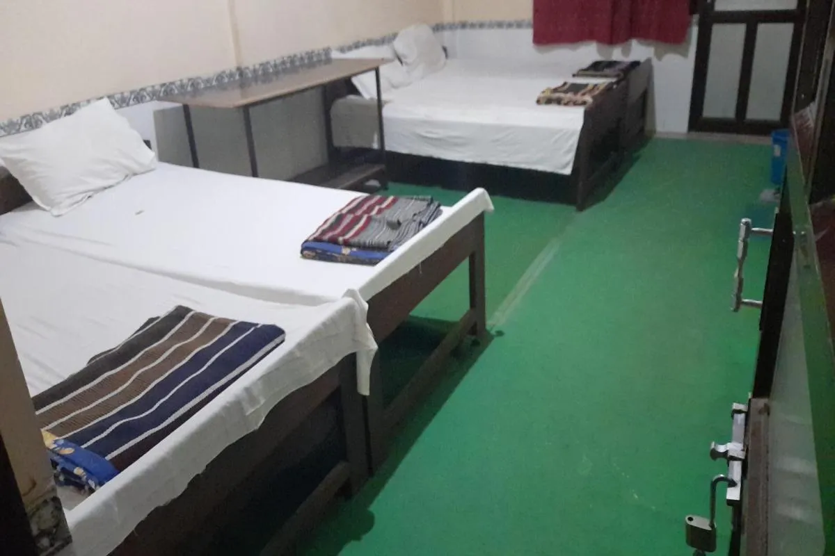 Image 6 of SPOT ON D C Medi Centre
